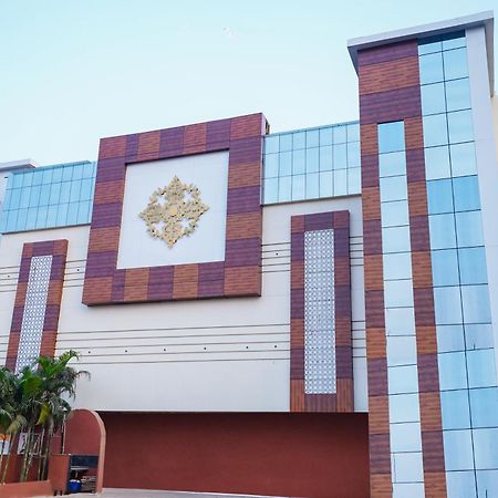 Hotel Middleton Nxt Bhuvanesvar Kültér fotó